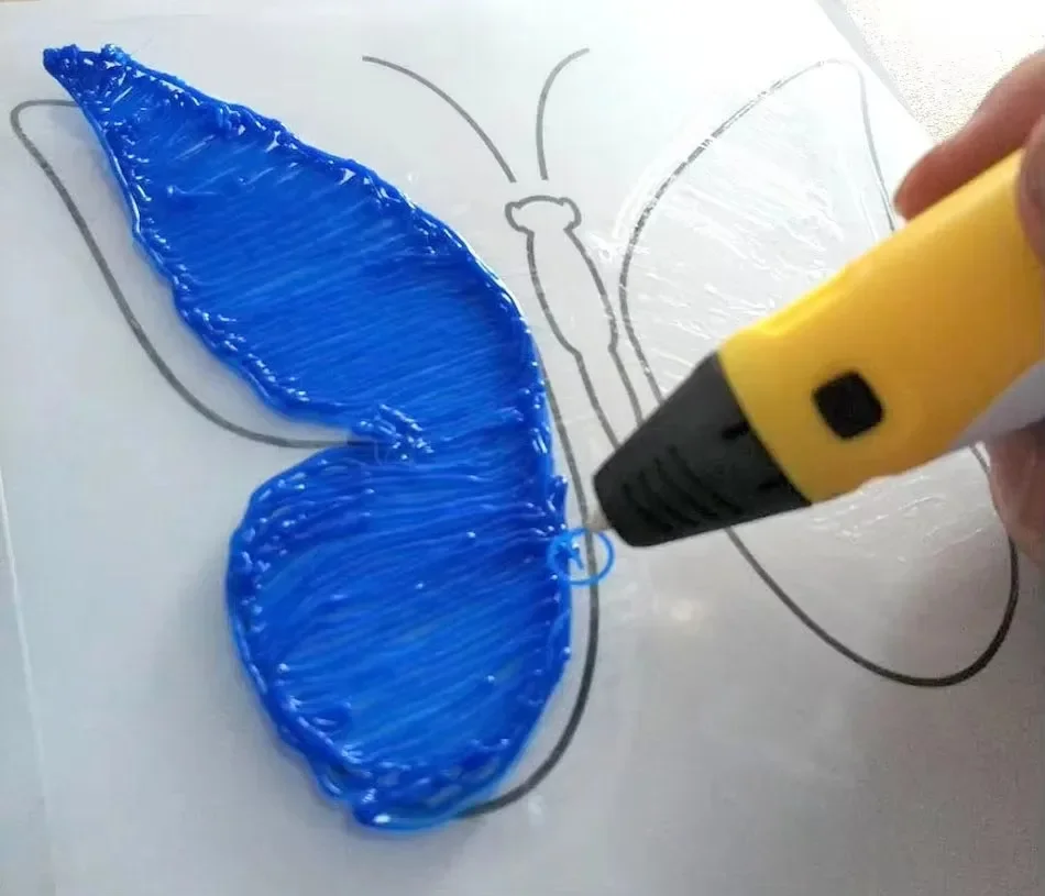 كتاب رسم بالقلم ثلاثي الأبعاد  - مراجعة 3D Printing Template وسعره